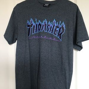 Gray thrasher tee
